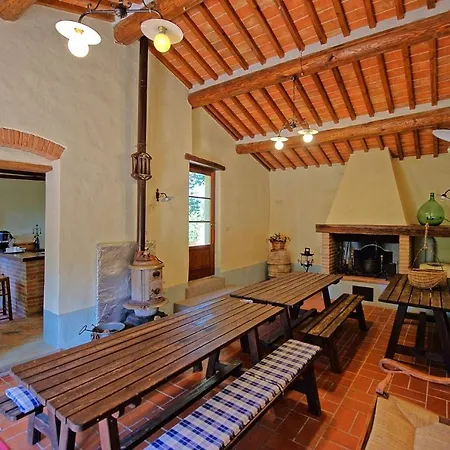 Montecchio Sleeps 6 With Pool Cortona