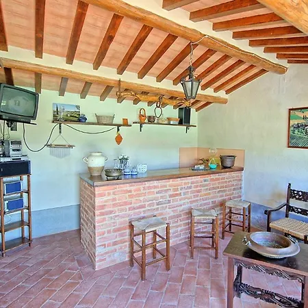 Appartamento Montecchio Sleeps 6 With Pool *