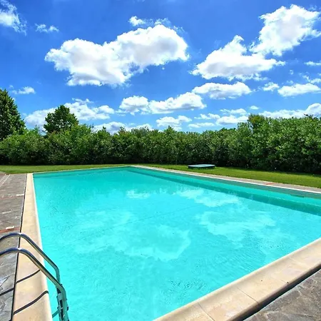 Montecchio Sleeps 6 With Pool Appartamento Cortona